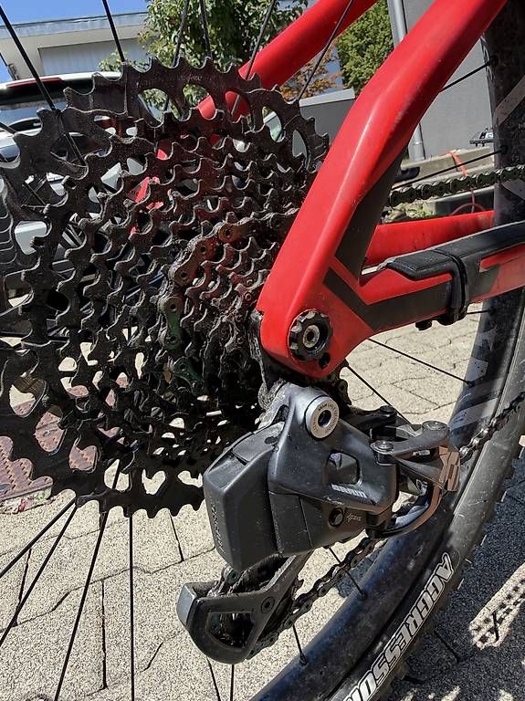 BMC Biciclette: BMC Speedfox 01 SRAM AXS Gr.M – Usato da Anglikon venduto da Hadoko 4