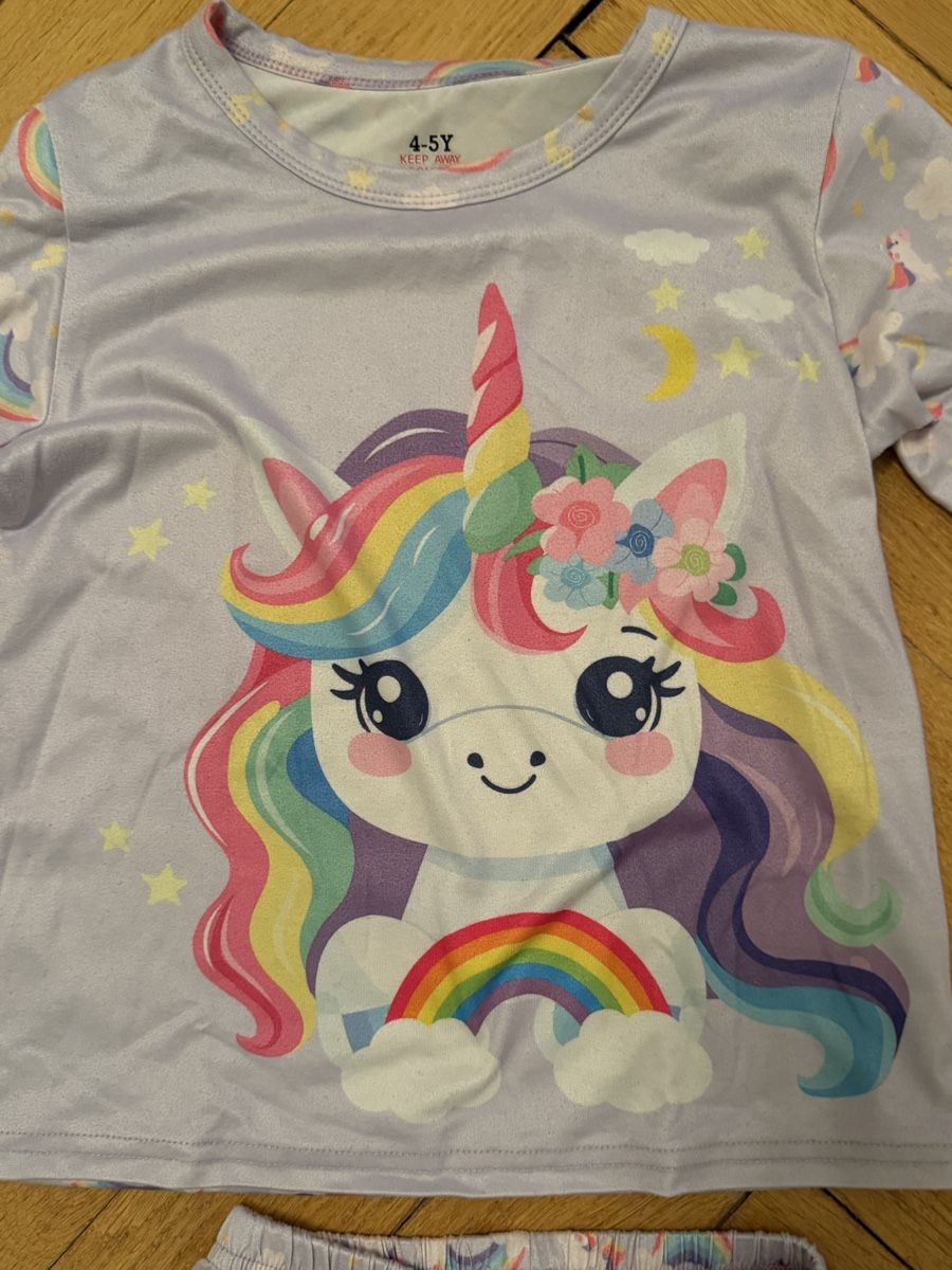 Pigiama & Simili: Kinder Pyjama Einhorn Grösse 110 – Usato da Bern venduto da Elisa64 2
