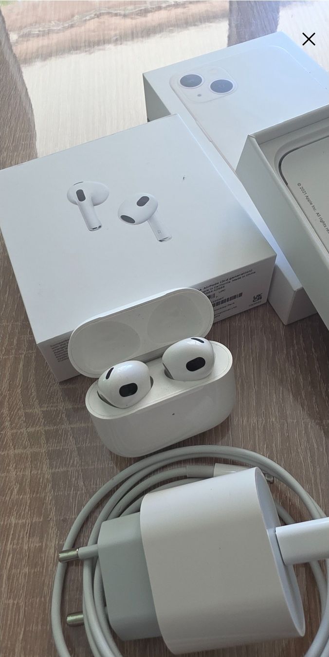 Apple Telefoni cellulari / Smartphones: Pack Iphone 13 128GB  – Usato da Petit-Lancy venduto da zesmile 4