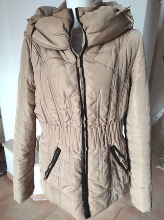 WINTERJACKE MORGAN AUS MANOR ZÜRICH HAUPTBAHNHOF, GR.42
