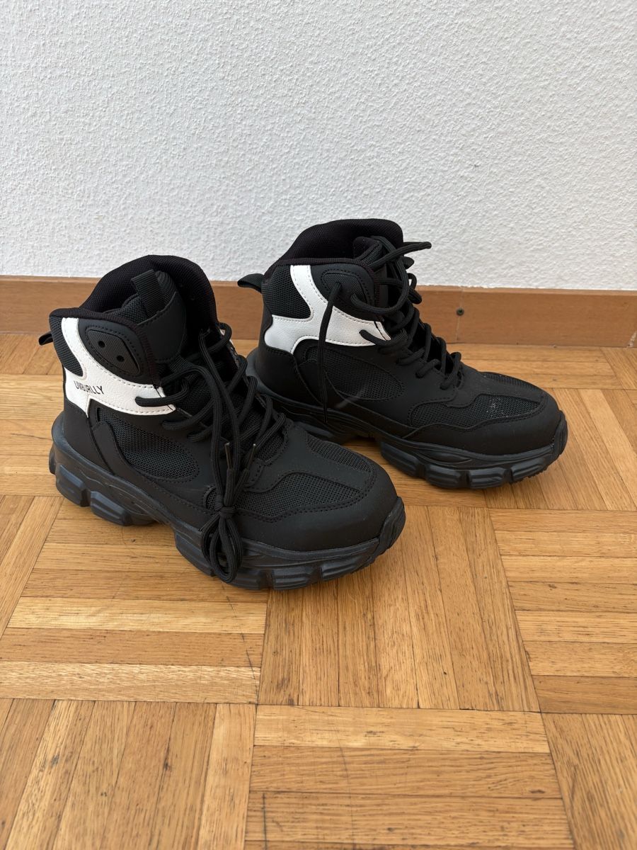 Scarpe da donna: Umbrella chunky sneaker boot - size 37 – Usato da Genève venduto da ton_h779 3