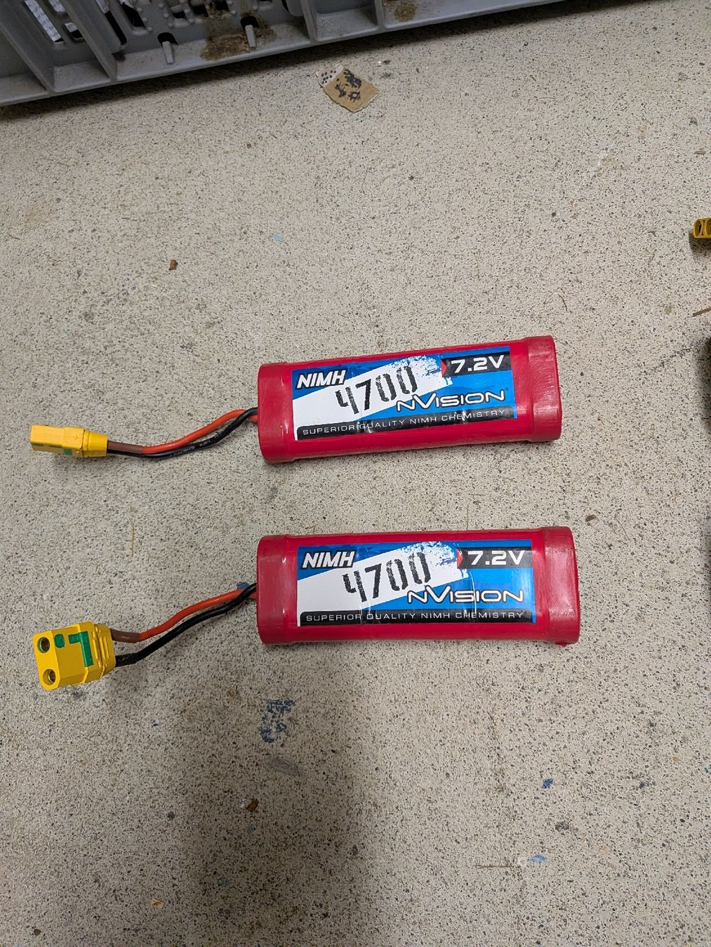 Batterie, Caricabatterie & Alimentatori: RC Akkus – Usato da Neftenbach venduto da REX_85 2