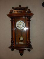 Wanduhr Antik