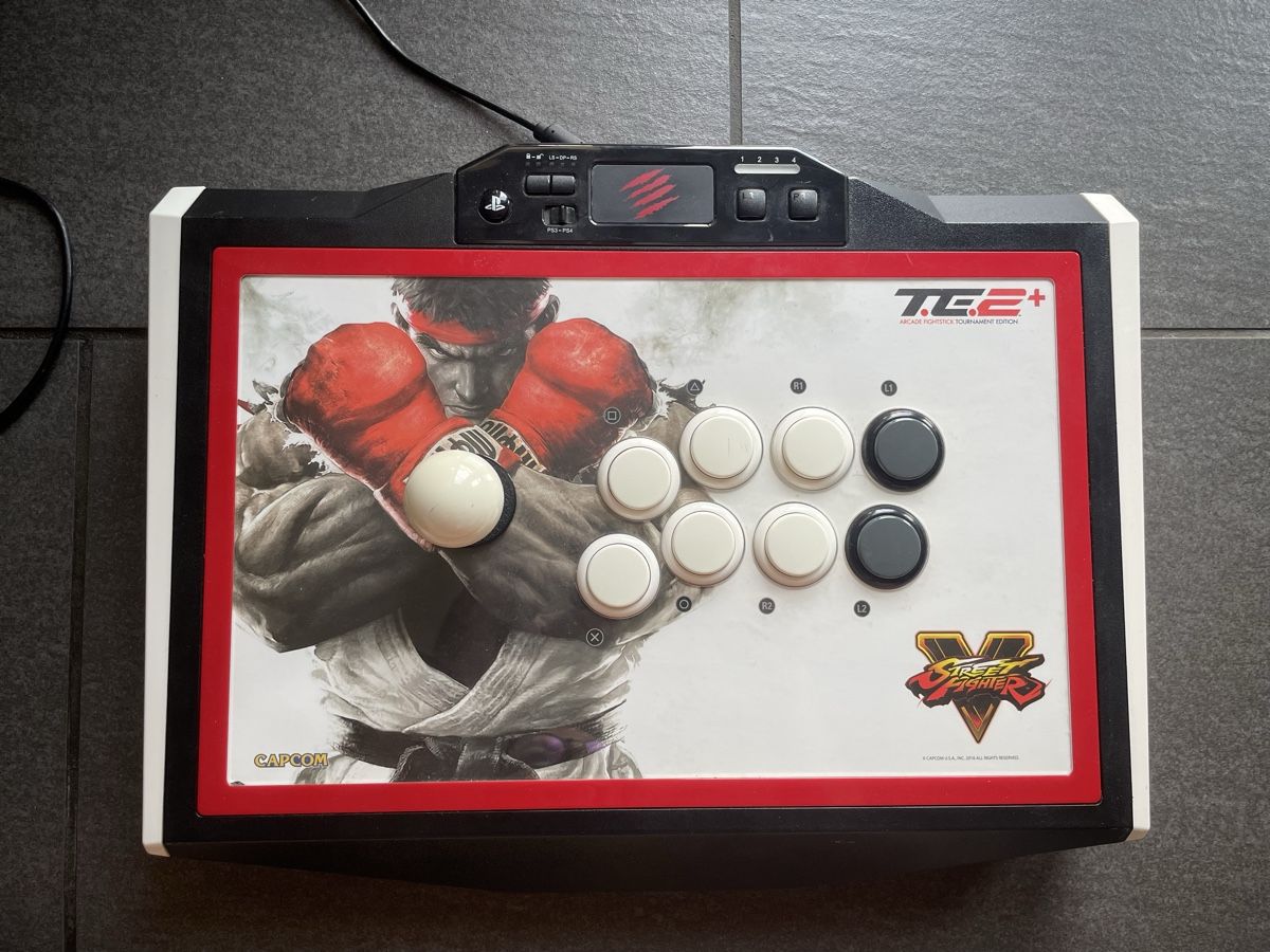 Controller: Mad Catz TE2+ Arcade FightStick - PS3/PS4 – Usato da Zürich venduto da cENS0R