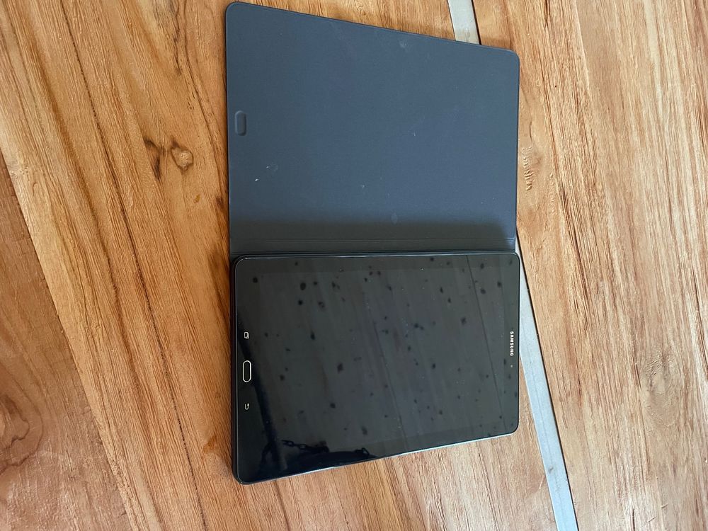 Galaxy Tab A (2016) with S Pen | Kaufen auf Ricardo