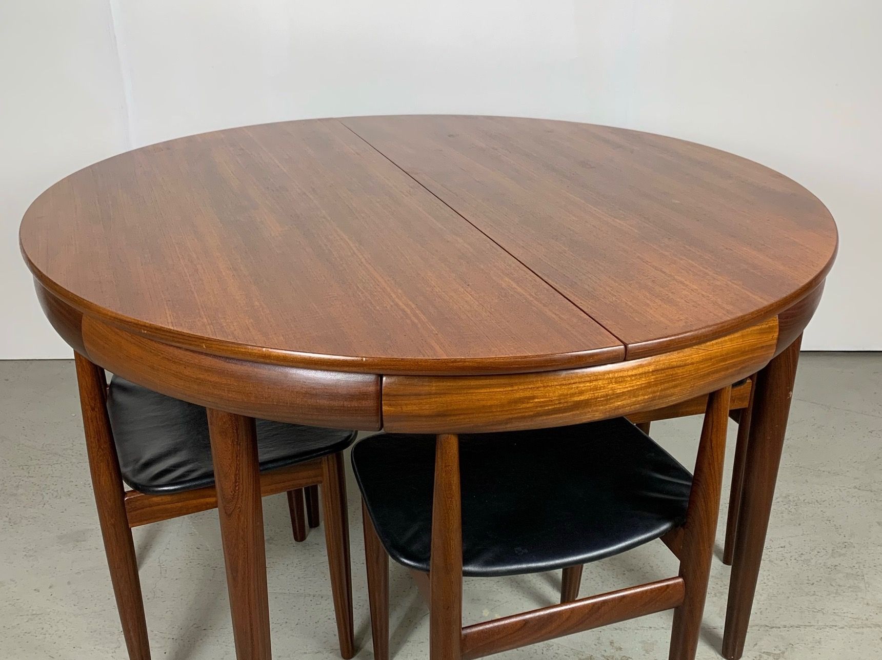 Tische: Hans Olsen Roundette Tischset Rojle 50s – Gebraucht aus Basel von MidMod20C 1