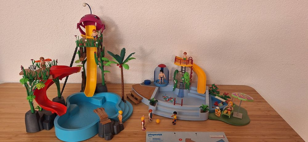 Grosser Wasserpark mit zwei Pools & 3 Rutschen, Dusche, etc. (Gebraucht ...