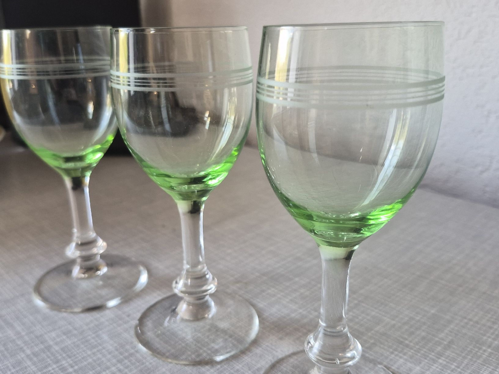 Gläser: 3 antike Weingläser grün Glas  – Gebraucht aus Frauenfeld von mel_2gqy