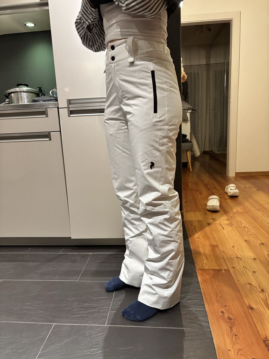 Skis: Peak performance pantalon de ski blanc  – Neu (gemäss Beschreibung) aus Crans-Montana von Jano_brn 4