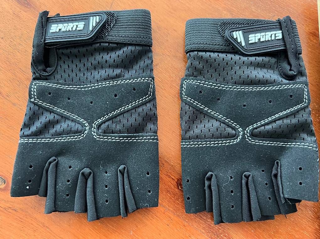 Kinderhandschuhe: Kinder Velohandschuhe Gr. 5-7 Jahre – Neu und originalverpackt aus Buchs SG von dr750