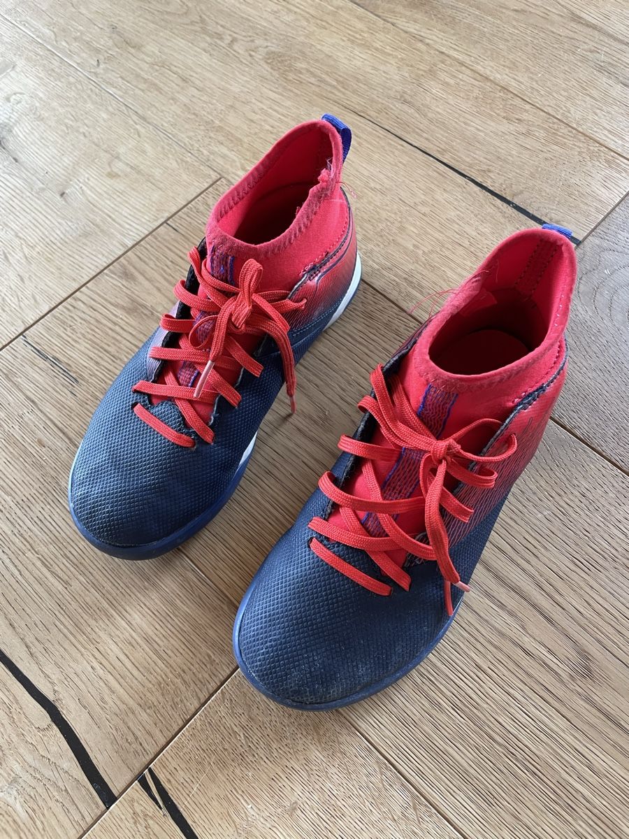 Scarpe per ragazzi: Fußballschuhe 31/32 – Usato da Wetzikon ZH venduto da Dubach111