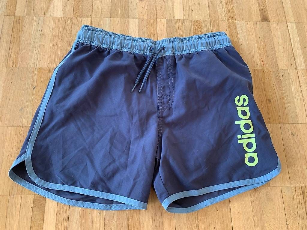Pantaloni: Adidas Badehose, Shorts 152 – Usato da Zürich venduto da vag1981