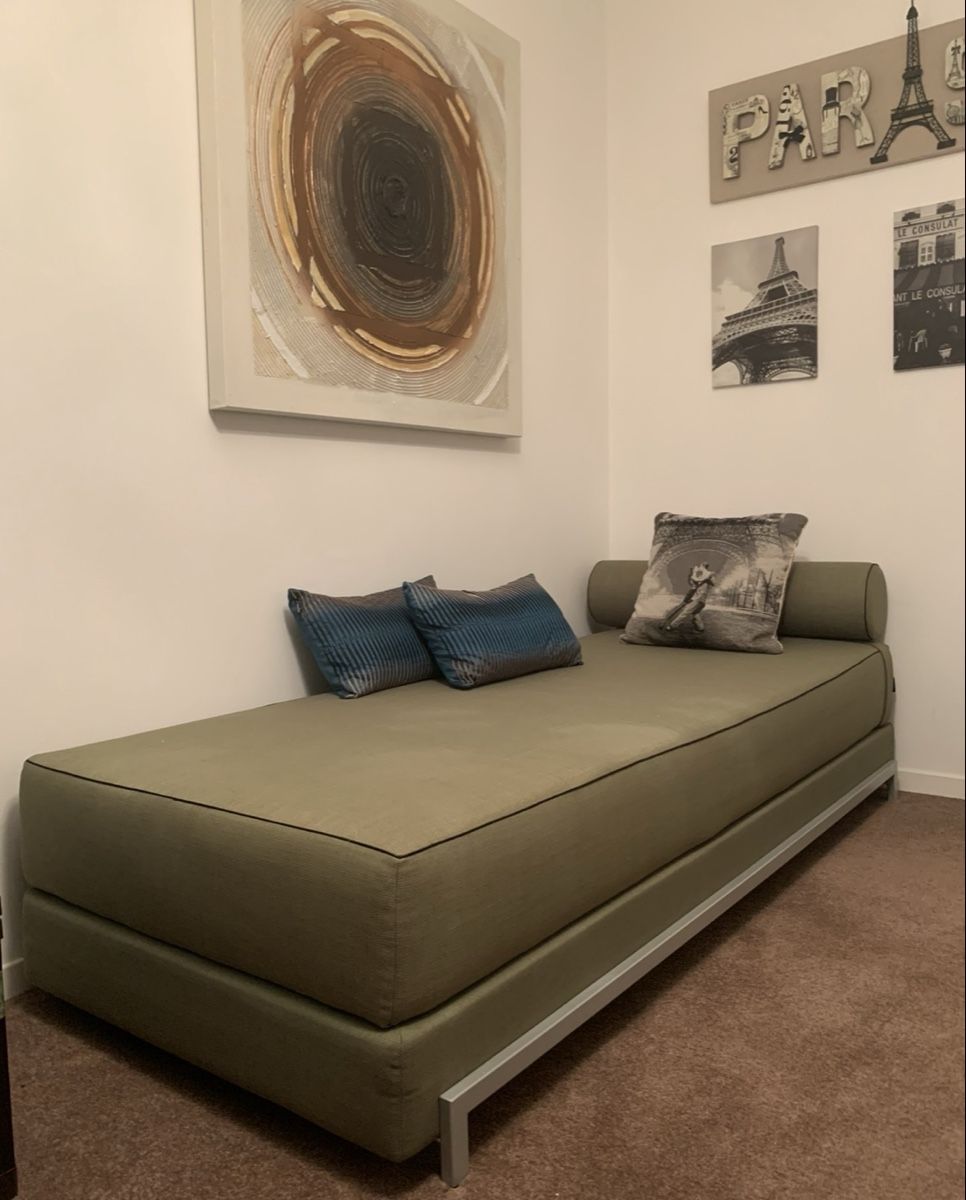 Micasa Betten: Daybed Sofa Bed Green Metal Frame – Neu (gemäss Beschreibung) aus Derendingen von cc_229