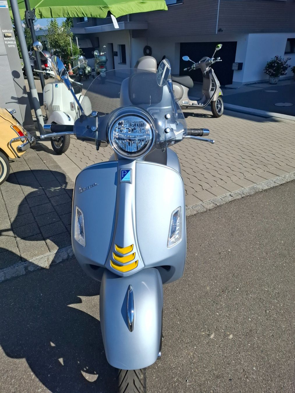 Piaggio Scooters: Piaggio Vespa GTS 125 Super Tech – D'occasion à Hefenhofen par Garage_Barone