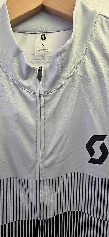 Scott Canottiere & Pantaloni: Maillot de velo NEUF Scott Endurance, medium – Usato da Sugiez venduto da factorysportoutlet 2