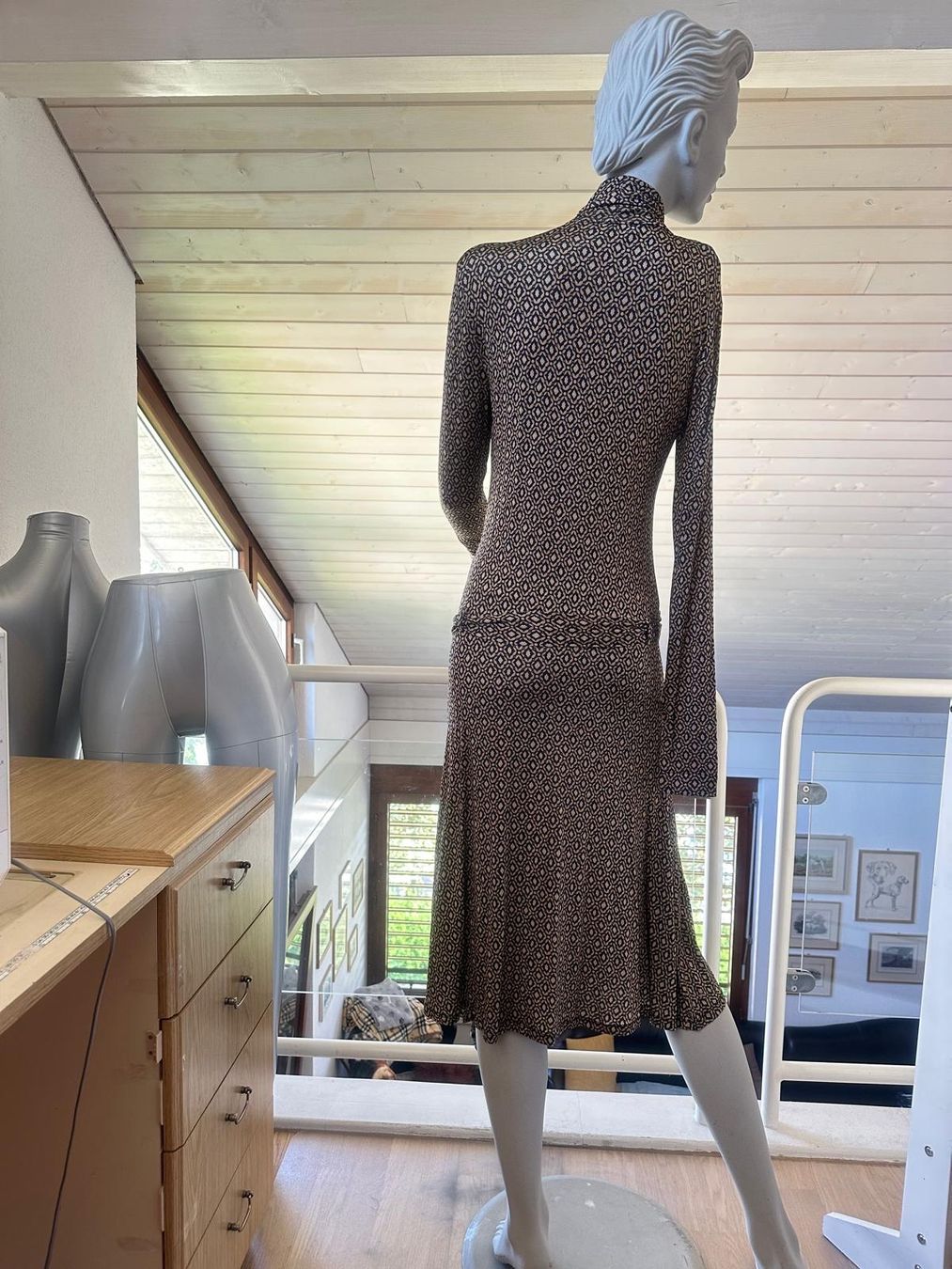 Vestiti: Kleid von LIST, Italy – Usato da Neuhausen venduto da Lechasseur 2