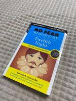 Twelfth Night - Shakespeare (Deluxe Student Edition)