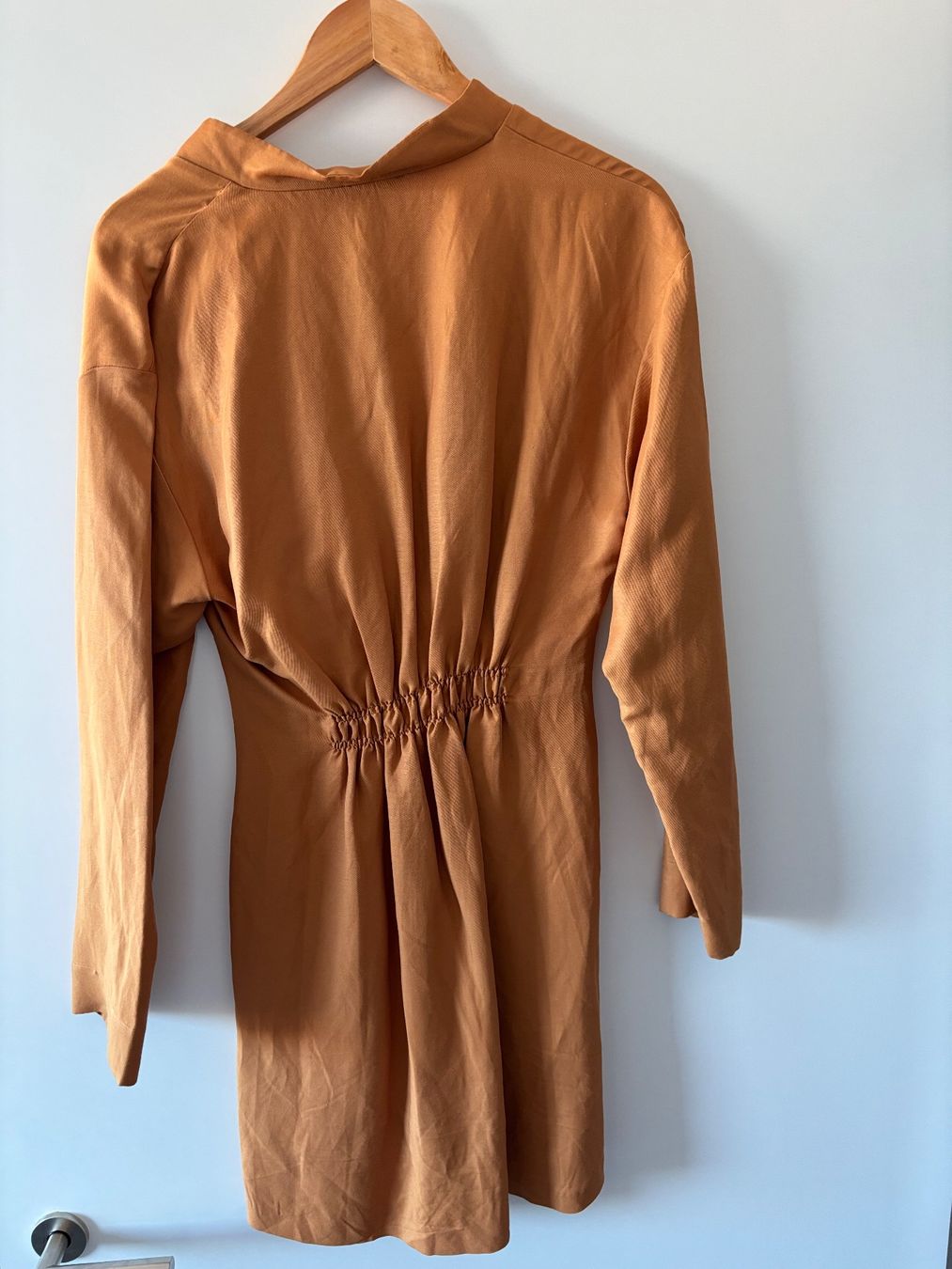 Sandro Vestiti: Sandro burnt orange/ camel Kleid – Usato da Duebendorf venduto da tom_lp2m 2