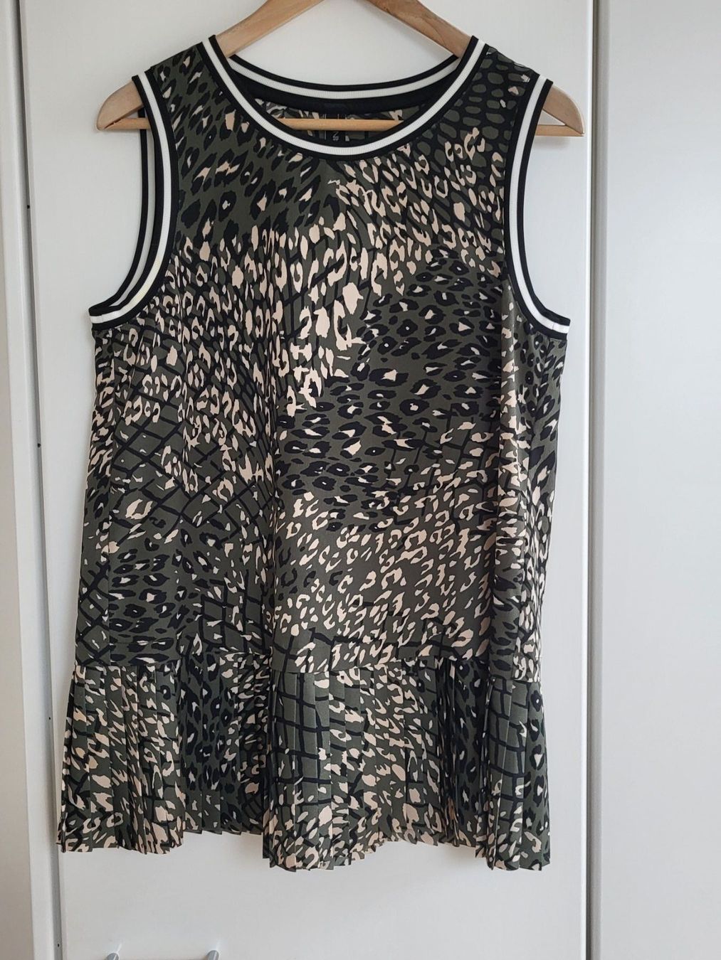 Marc Cain Tops: Marc Cain Top - N3 – Gebraucht aus Rorschacherberg von samui57