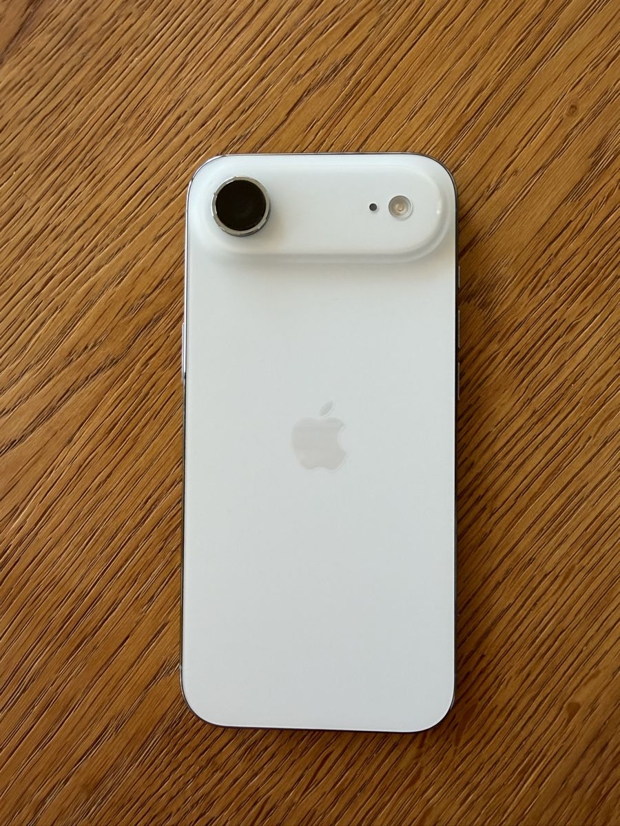 Apple Handys / Smartphones: IPhone Air – Neu (gemäss Beschreibung) aus Cham von Deflurim 1