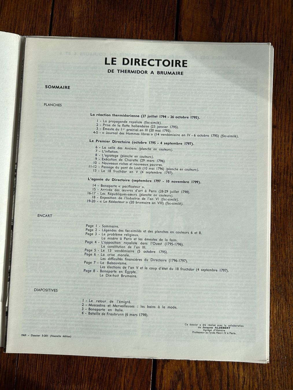 Bücher: Le Directoire - La Documentation Photographique – Gebraucht aus Basel von Chamisso 8