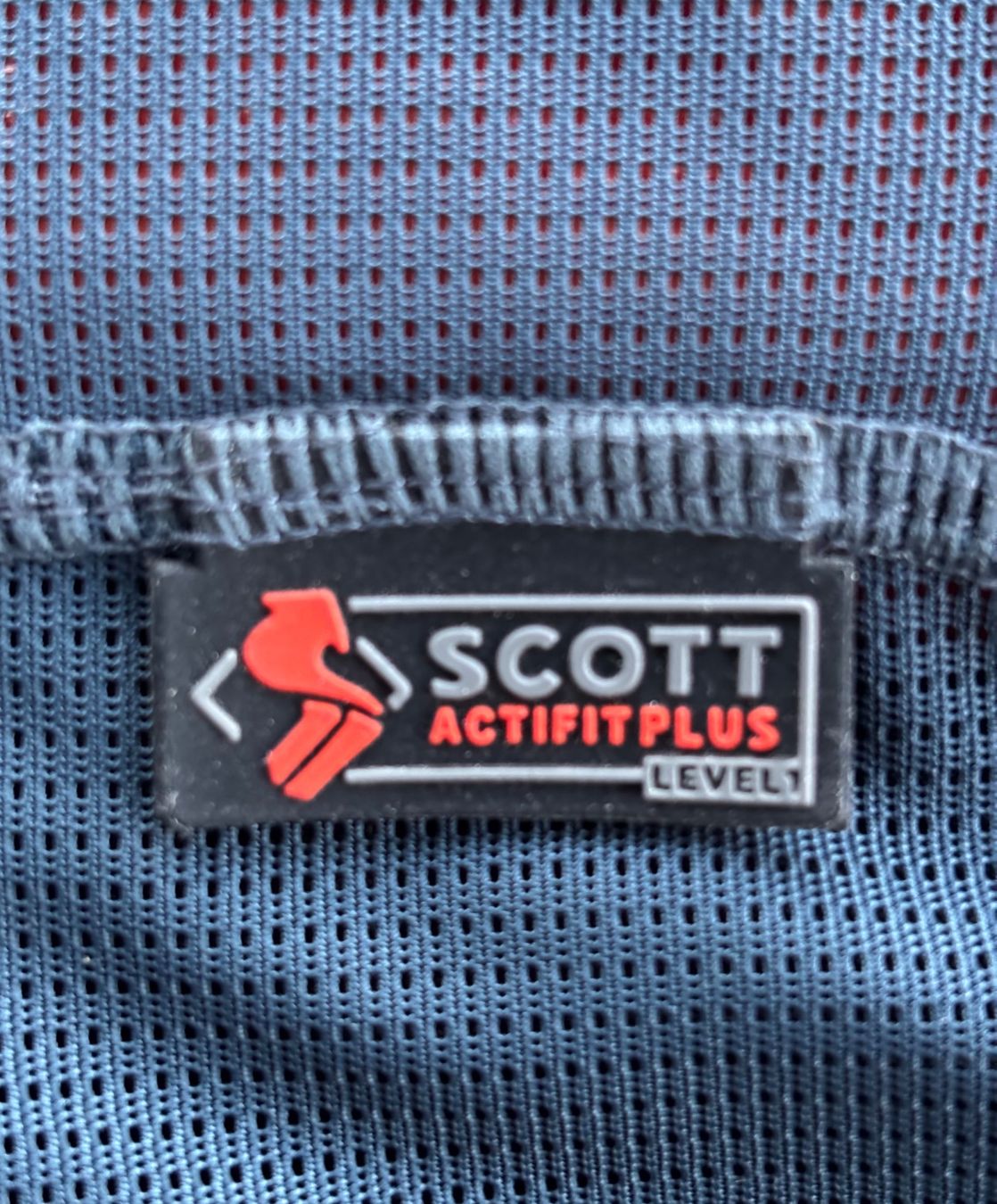 Protections: SCOTT Kinder Protektorweste Actifit, Gr. S – D'occasion à Ebnat-Kappel par Molton 5