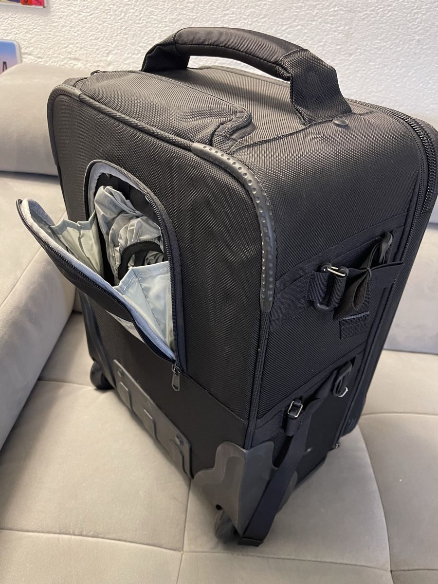 Lowepro Valigie: Kamerakoffer von Lowepro – Usato da Therwil venduto da AmberWaves 2
