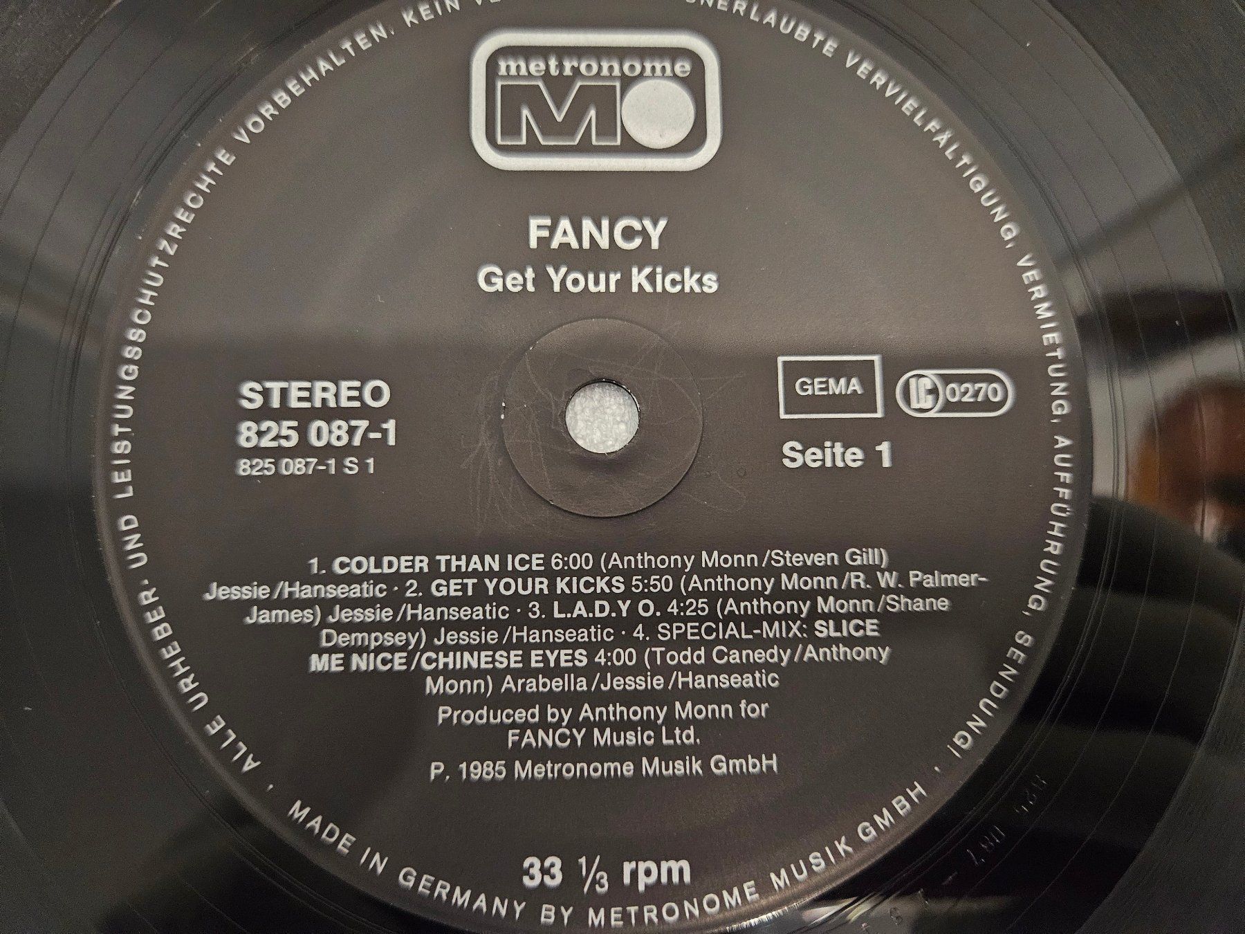 Dischi in vinile: Fancy – Get Your Kicks ( LP, Electronic ) – Usato da Uster venduto da Vinyl-Leidenschaft 4