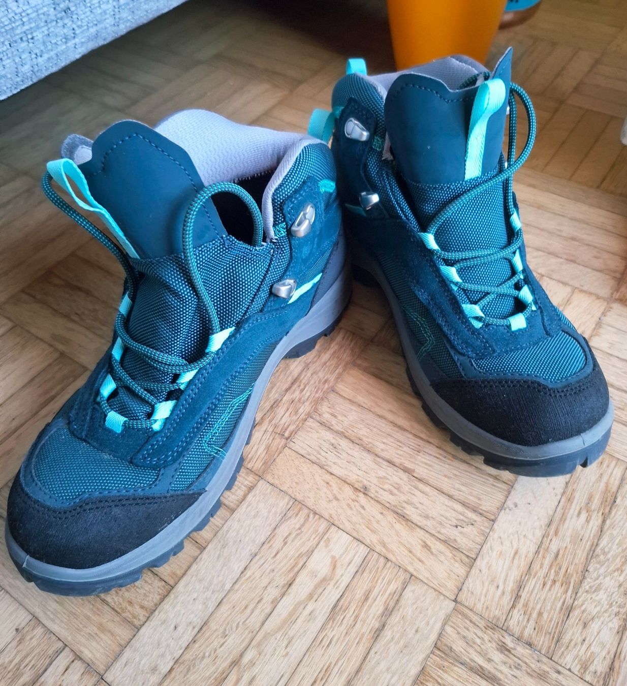 Decathlon Chaussures hommes: Wanderschuhe Quechua Grösse 40 – Neuf (Voir description) à Birmensdorf ZH par SmallLady 1