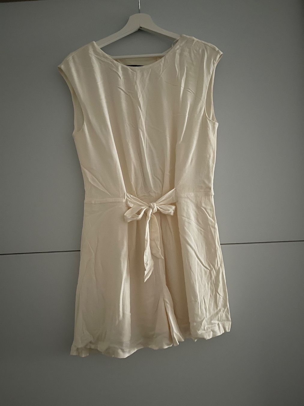 Zara Tute: Süsser Overall, Zara – Nuovo (secondo la descrizione) da Winterthur venduto da mje_t9cr
