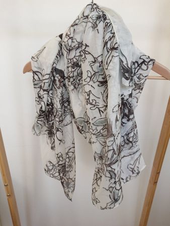 Leichter Damen Schal 105cm x 180cm Weiss  Schwarz geblümt