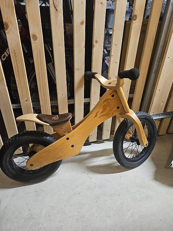 Véhicules pour enfants: Draisienne en bois – D'occasion à Orny par Corinne065 1