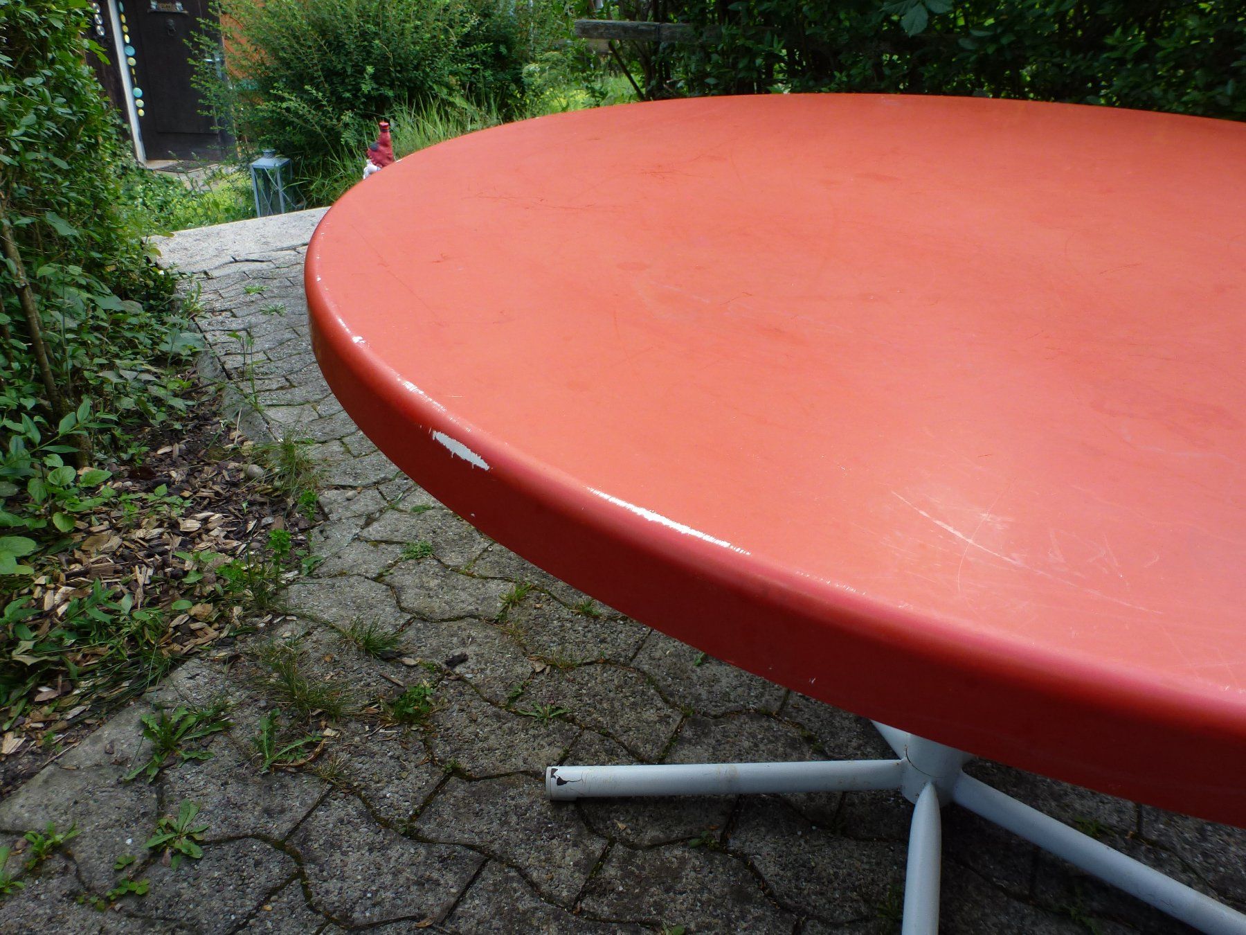 Schaffner Tavoli: Runder Gartentisch rot, stabil,klappbar, von Schaffner – Usato da Oberuzwil venduto da Ragtop52 4