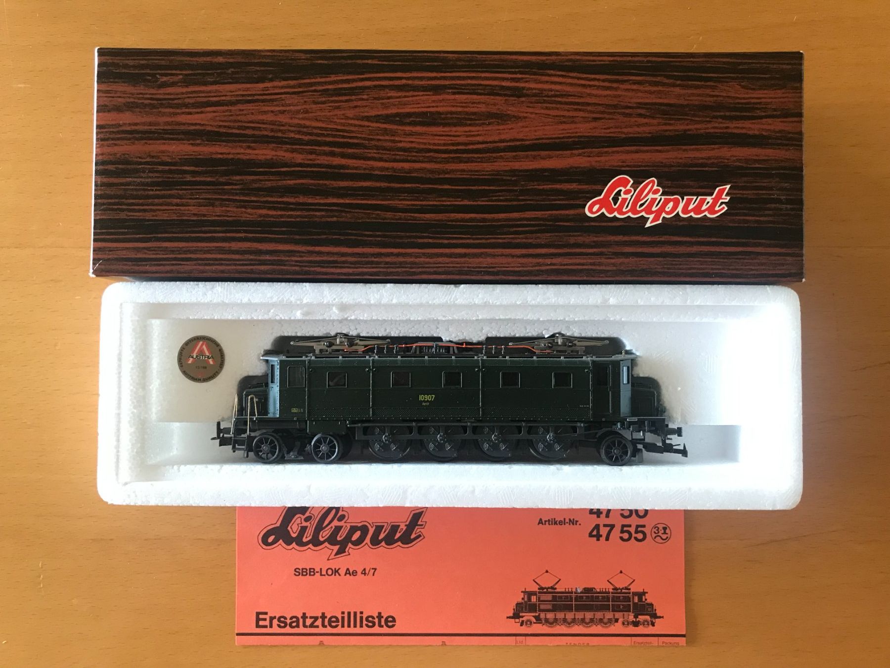 Liliput Modellini di ferrovie: Liliput SBB Lokomotive Ae 4/7 – Usato da Luzern venduto da mey_s13 6