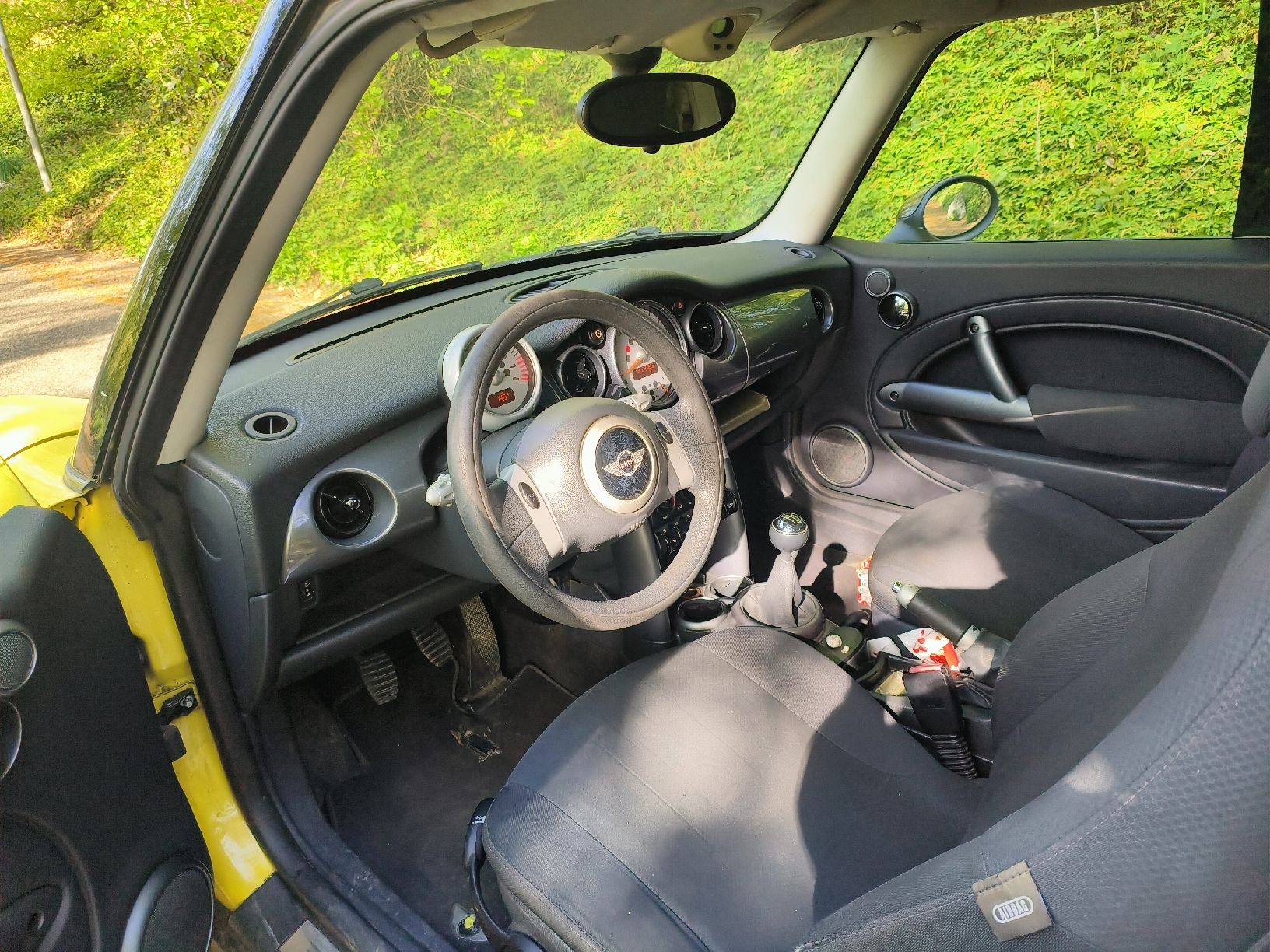 Mini Autos: Mini Cooper.2004.mit MFK – D'occasion à Fulenbach par Elektronik 6