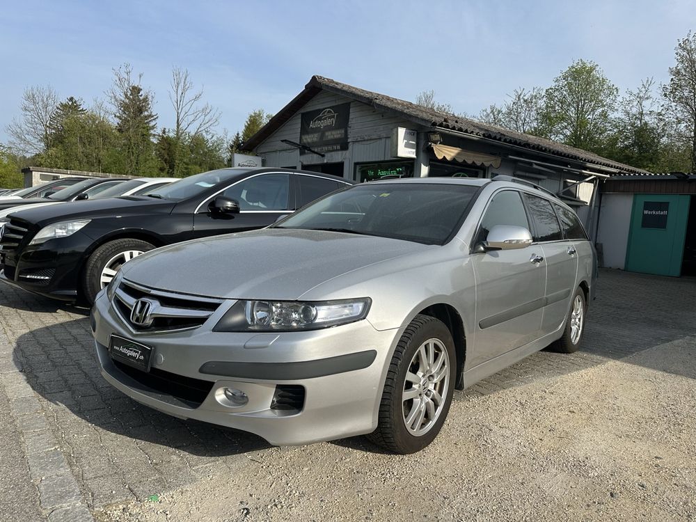 **Honda Accord 2.4i**Automat**Navi**Leder**Sitzheizung**