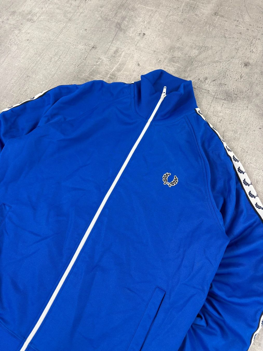 Fred Perry Giacche: Vintage Fred Perry Trainingsjacke (M) – Nuovo (secondo la descrizione) da Werdenberg venduto da hase.vintage 1