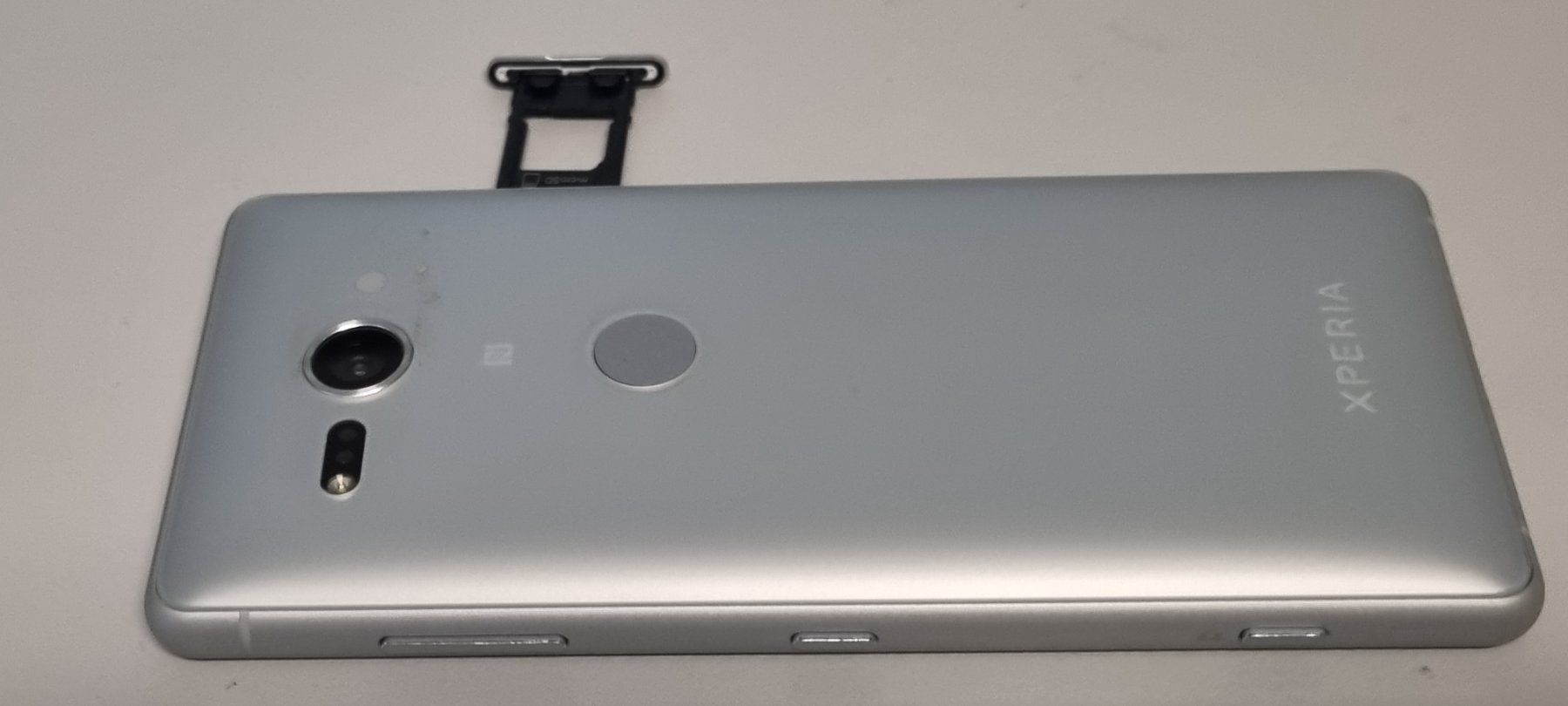 Sony Telefoni cellulari / Smartphones: Smartphone SONY XPERIA XZ2 compact – Usato da Kreuzlingen venduto da rwbfun 2