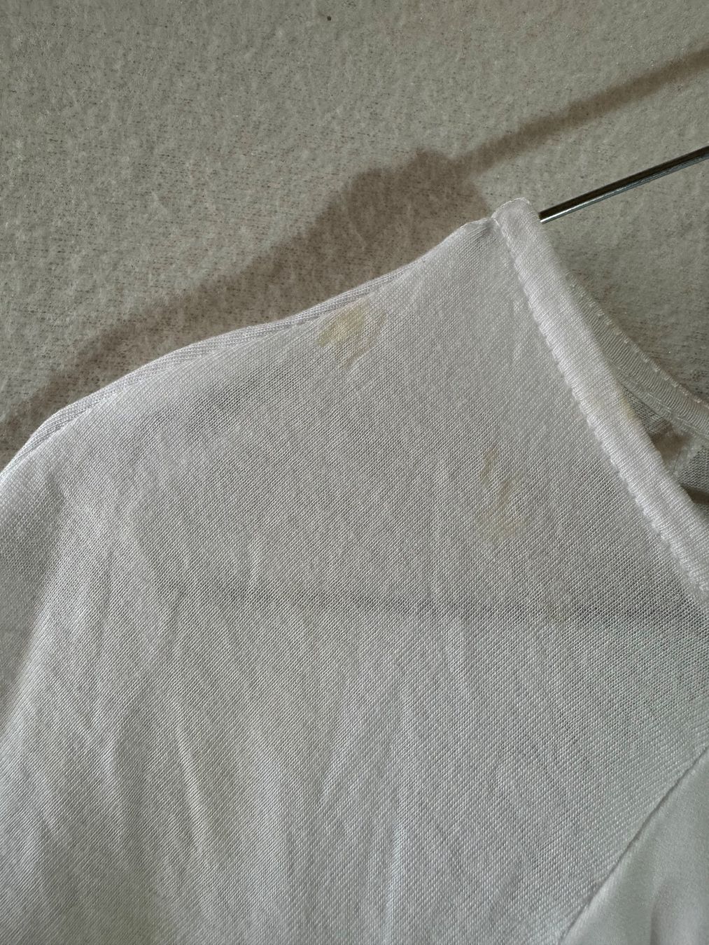H&M T-shirt: weisses T-Shirt von H&M Gr.S – Usato da Grosswangen venduto da SALE_SALE_SALE 2