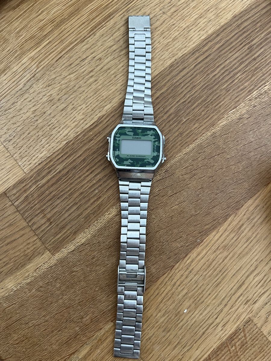 Casio Montres: Casio 3298 camouflage – D'occasion à Pregassona par kat_zh5d