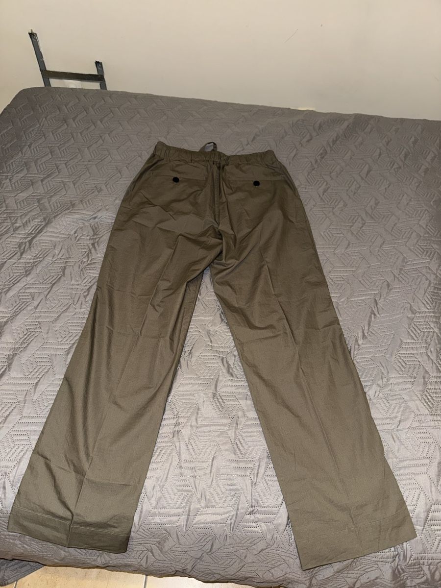 Massimo Dutti Hosen: Pantalon jogging 100% coton- Kaki – Neu und originalverpackt aus Genève von ftr_rld5 3