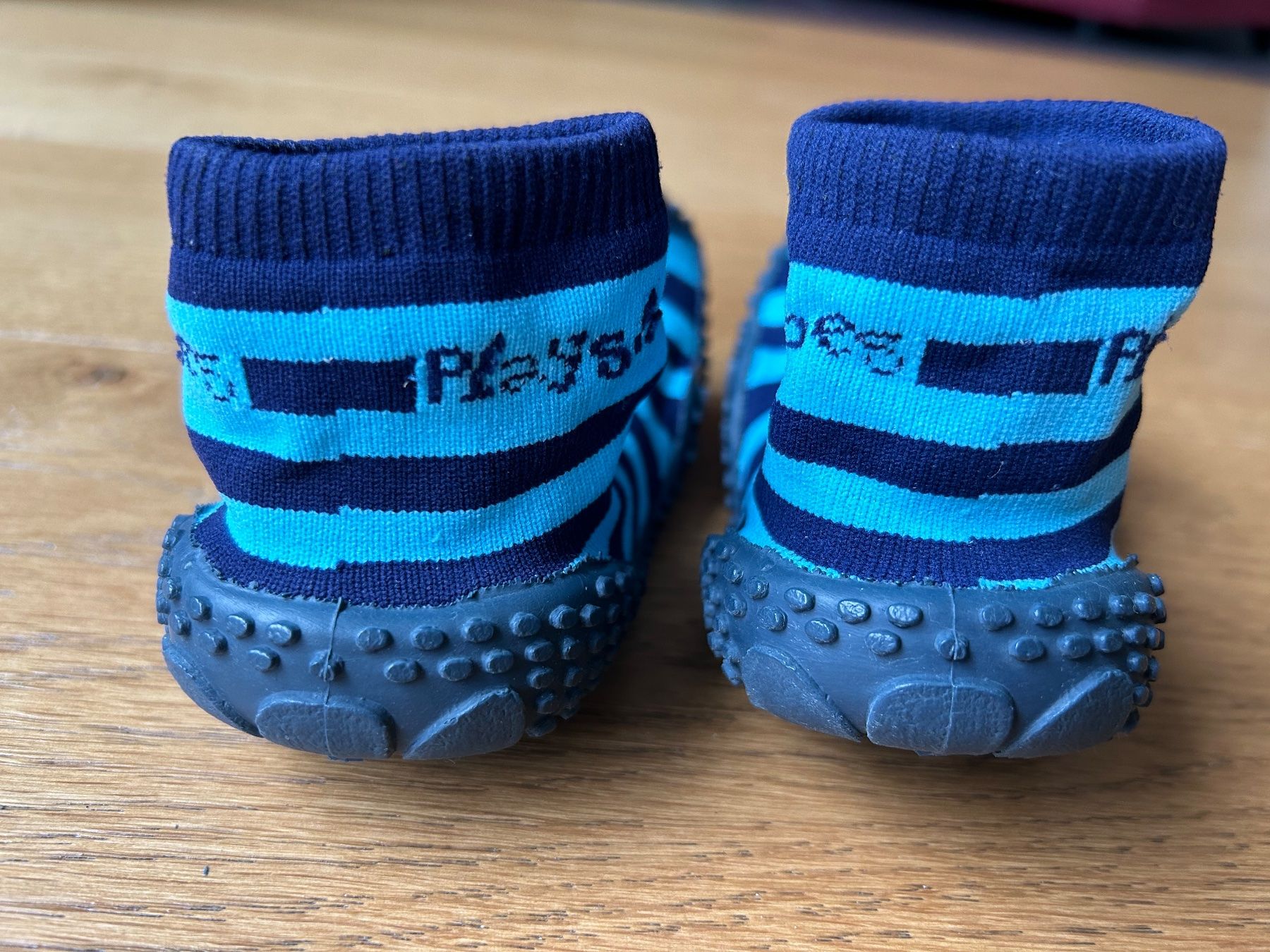Chaussures garçon: Kinder Strandschuhe Gr.28 – D'occasion à Rothrist par szc_9dg5 1