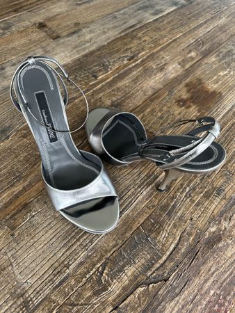Gianfranco Ferré 39 neu silber 12cm