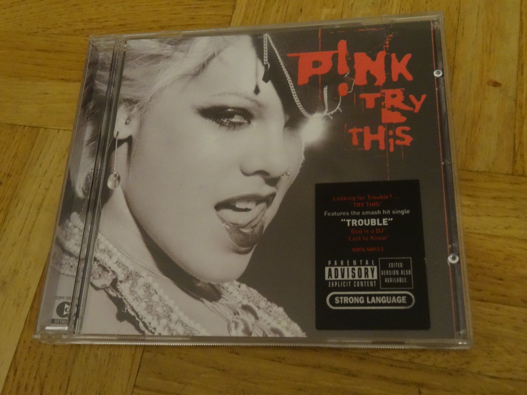 CD: Pink - Try This (CD) – Usato da Olten venduto da Disc-Ausverkauf