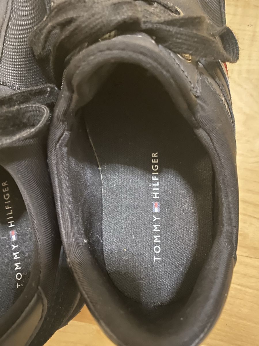 Tommy Hilfiger Scarpe da uomo: TOMMY HILFIGER Herren Grösse EUR 41 – Usato da Buochs venduto da mel_dc2n 4