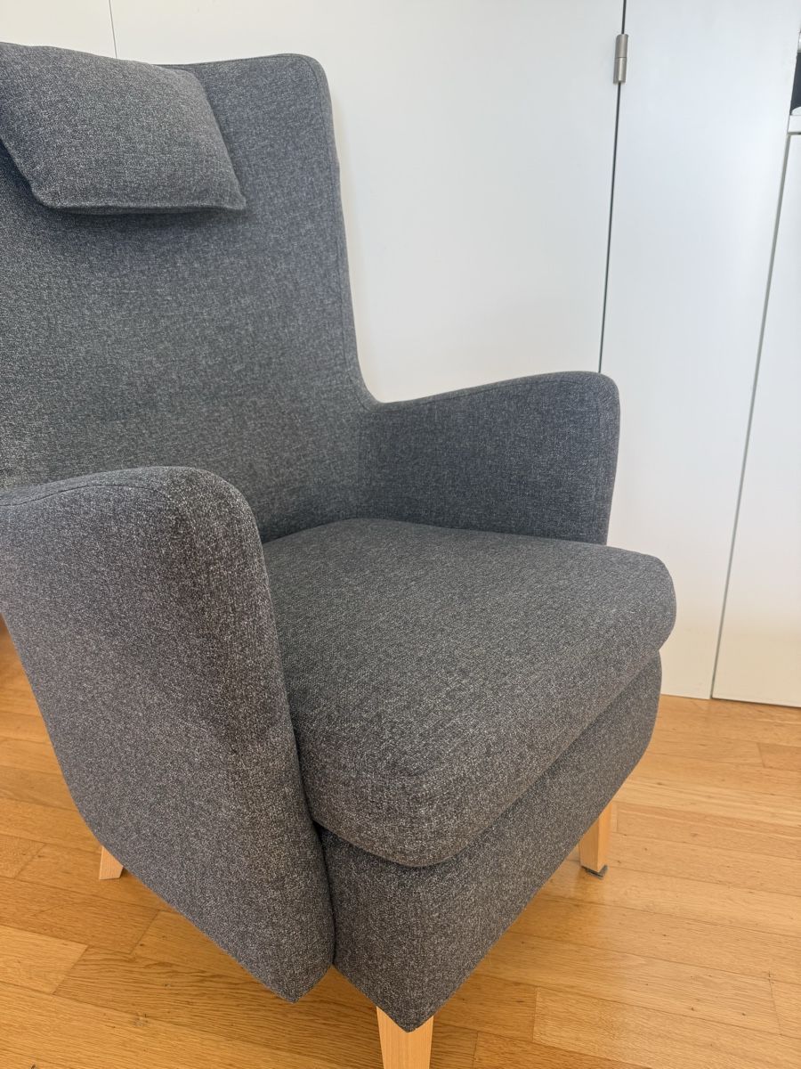 Ikea Poltrone: Wing Chair - Dark Grey – Usato da Baar venduto da sunnysunday 3