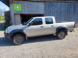 Robuster Nissan NP300, 4x4!