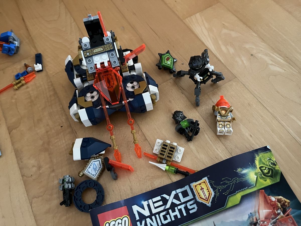 Lego Giocattoli: LEGO Nexo Knights – Usato da Allschwil venduto da Manolictus 6