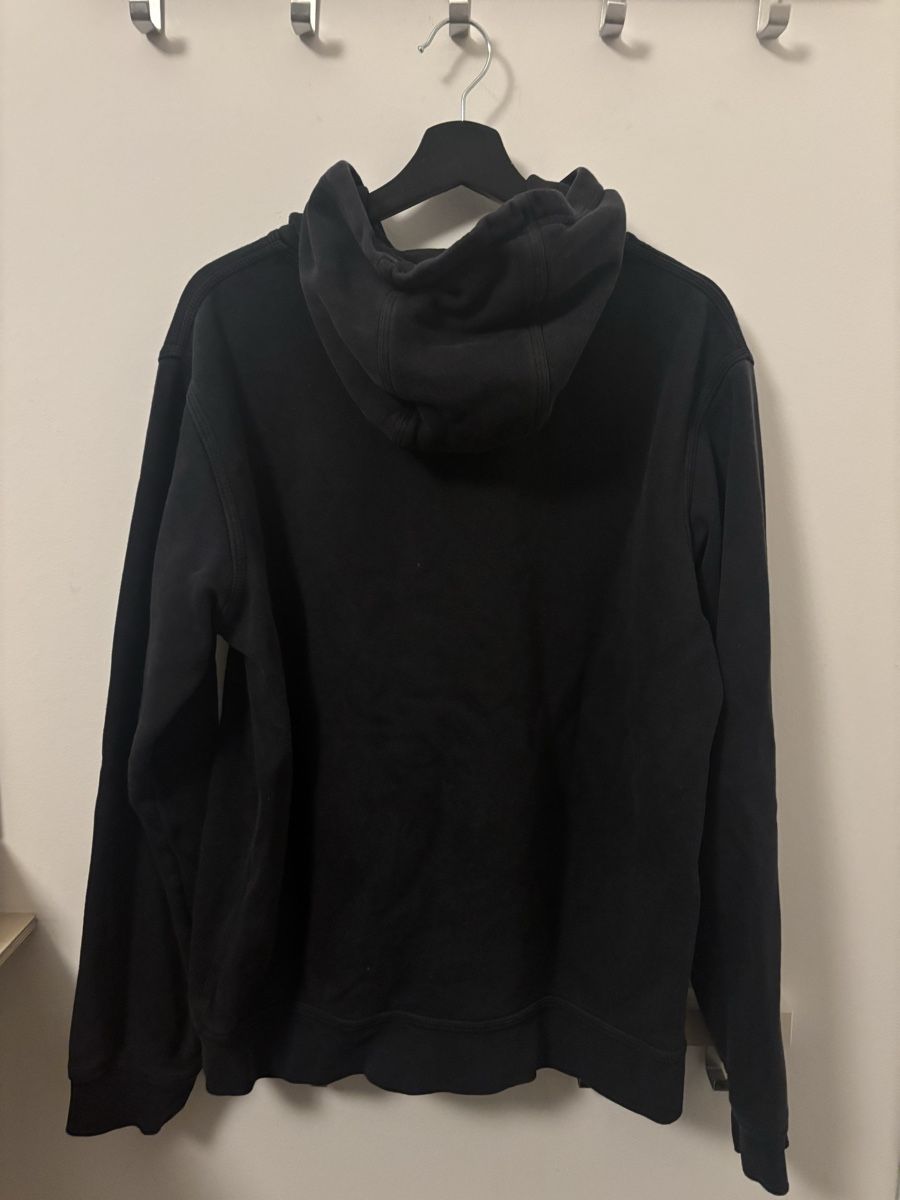 Nike Maglioni & Felpe: Hoodie Nike Vintage – Usato da Zürich venduto da sop_tq8x 1
