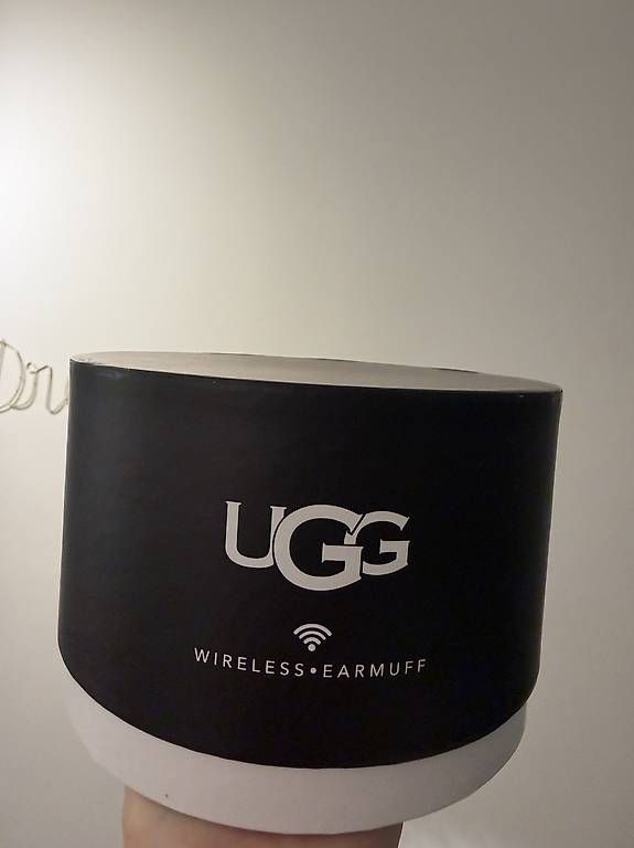 Cuffie: Cuffie UGG – Usato da Breganzona venduto da Swonder 2
